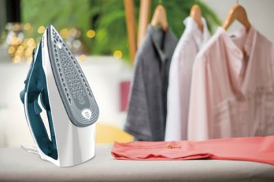 Ютия Tefal FV2839, Express Steam, light blue/green, 2400W, 40g/min, shot 185g/min, AD, water tank 270 ml, Ceramic soleplate