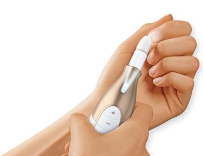 Комплект за маникюр/педикюр Beurer MP 64 Manicure/pedicure set, 10 attachments, 3 speed levels, LED light,Lithium ion battery,Clockwise/anti-clockwise rotation,micro USB connection,storage case