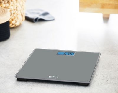 Везна Tefal PP1500V0, Classic Grey, glass platform (31x31cm), 160Kg / 100g, on/off, slim (21mm), display (75x30), back light display, 2 x AAA battery included